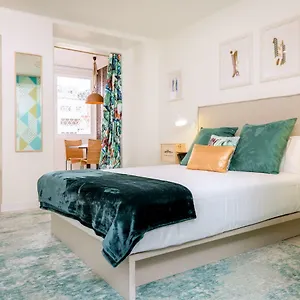 Habitaka, Hogares De Paso Spanje