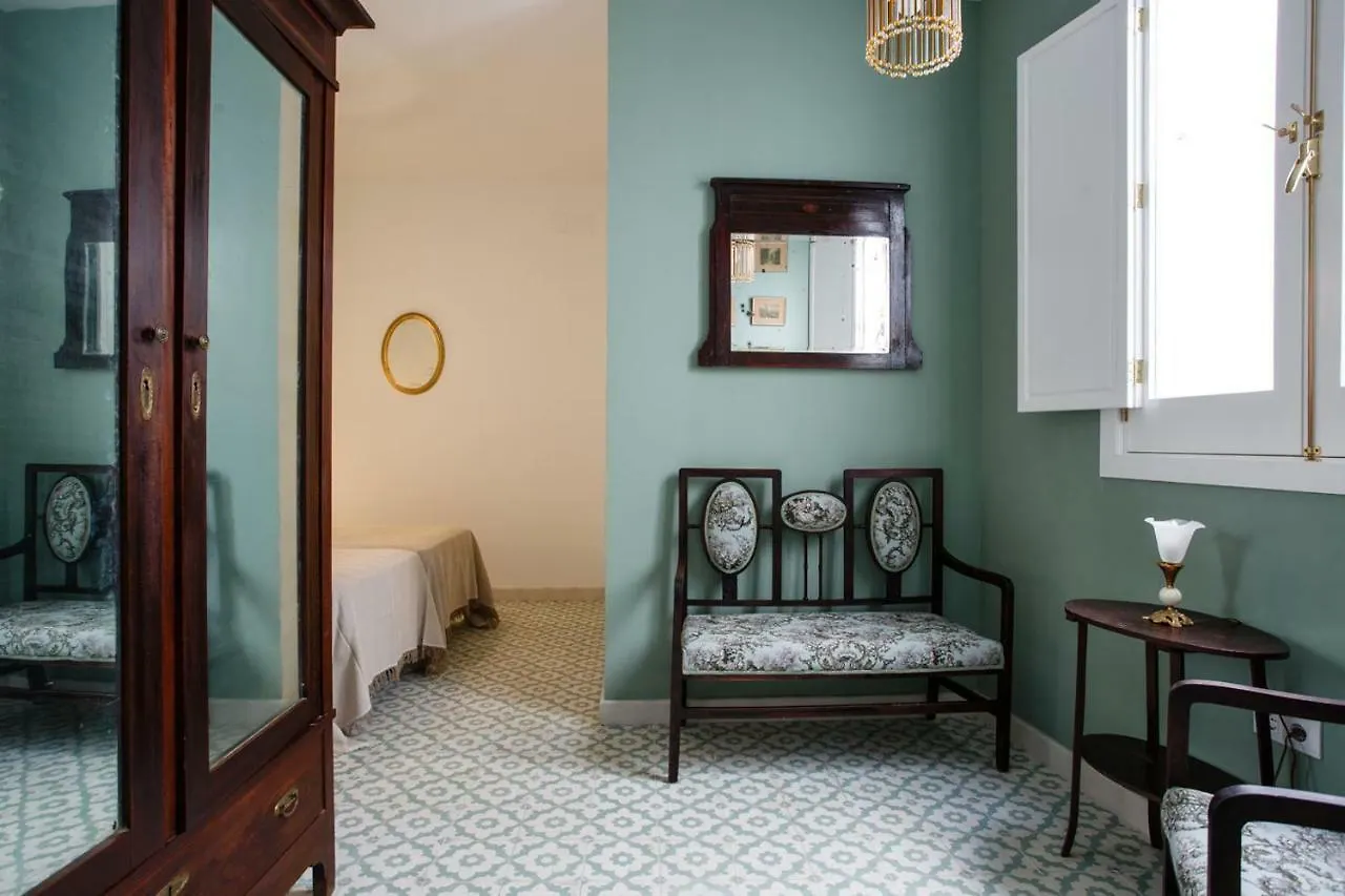 Suites Machado Seville Aparthotel