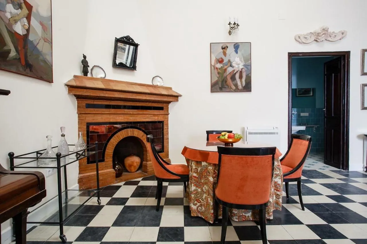 מלון דירות סביליה Suites Machado