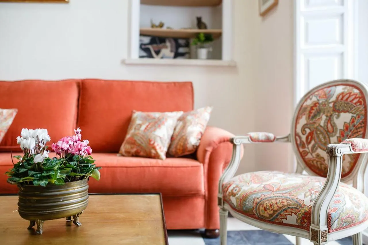 Suites Machado Siviglia Aparthotel
